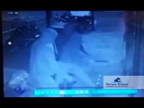 Jewellery store sledgehammer attack