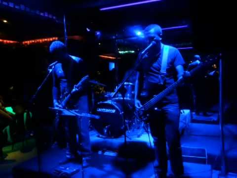 Vavaka ho an'i Neny (Ramy Frank Cover) - Sweety Punk (Fête de la musique - Le Pub - 21/06/2014)