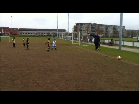 Voetbal MP1  Wippolder maart2011 wilhelmus.wmv