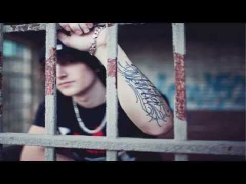 NO TIENE PRECIO (remix) - santa rm ft. clave de barrio, porta &  tainy mc