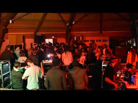ESCOYRA SOUND SYSTEM plays "Rootikal" dubplate (Skonc the Chemist / Rafik Sound System) au NDC #2