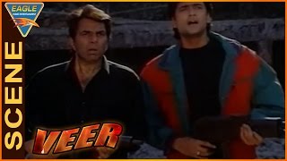 Veer Movie  Deepak Shirke Stab Jaya Prada With Kni