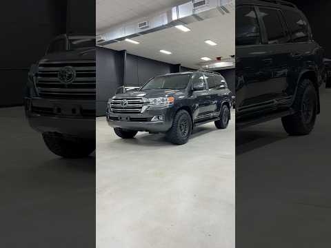 2016 Toyota Land Cruiser