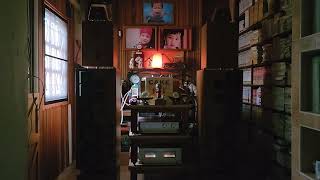 Comanche, Ruby sees all : Cake : Motorcade of generosity