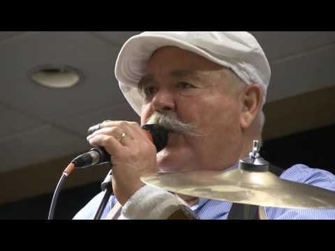 JAPANESE SANDMAN played by the Elis Island Boys at the 2017 Monterey Jazz Bash by the Bay
