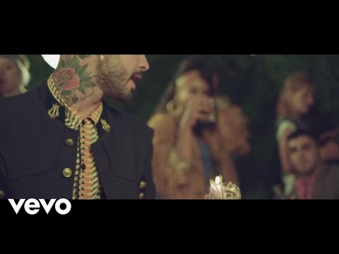 download lagu mp3 mp4 Revolucion, download lagu Revolucion gratis, unduh video klip Revolucion