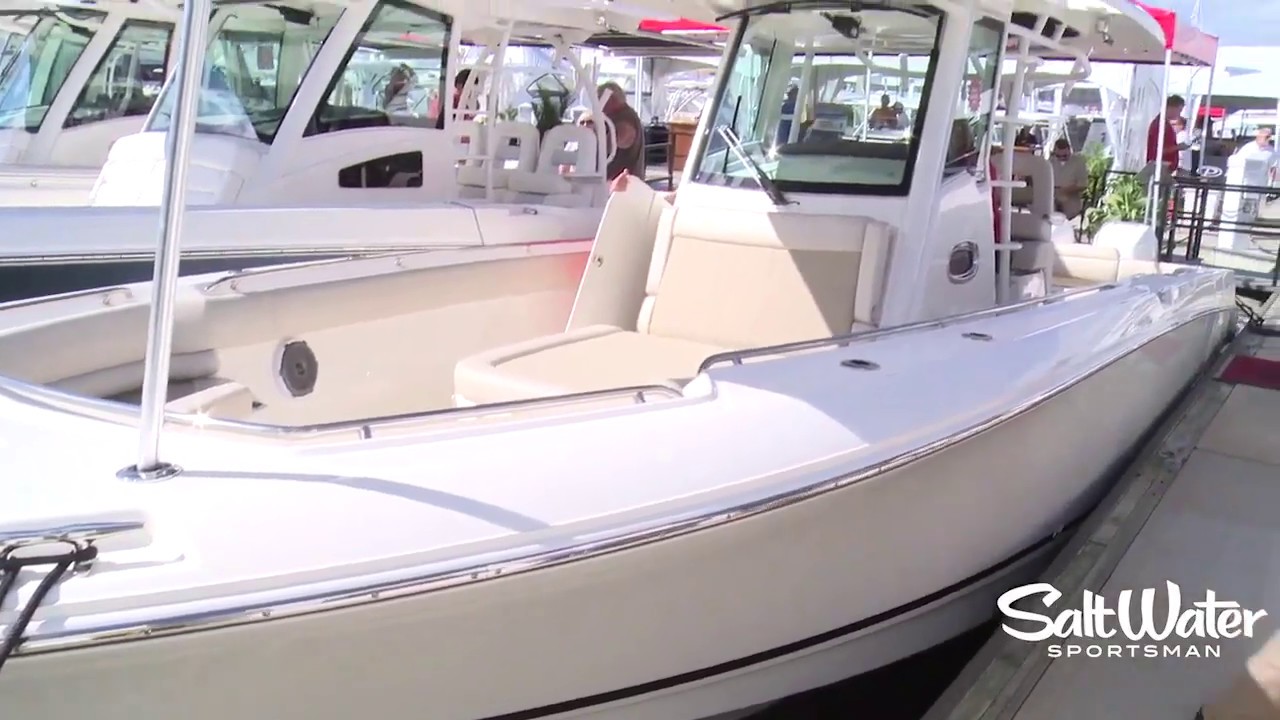 Boston Whaler 330 Outrage Review