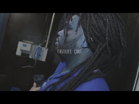 FastLife Curt Feat. Skooly - Havin it On Me