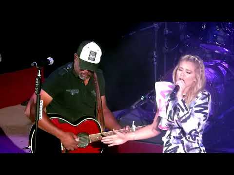 Darius Rucker & Lauren Alaina "More Like Her" 8/1/17 Red Rocks Amphitheatre - Morrison, CO