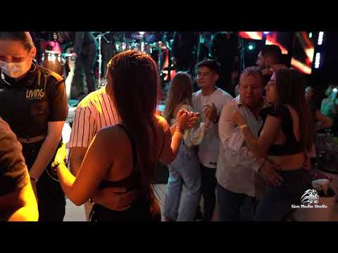 "CADA VEZ OTRA VEZ"@PipeMurilloOficial en @NIGHTCLUBCALI