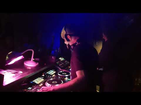 F.noize 👑vs Insane S @F.noize solo night 2k18❤