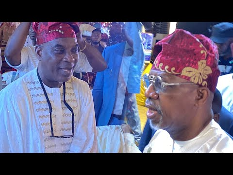 See How K1 De Ultimate Settles F1ght with Gov.Dapo Abiodun at Oba Abdul Rasak Ebuwawe’s 70th Birthda