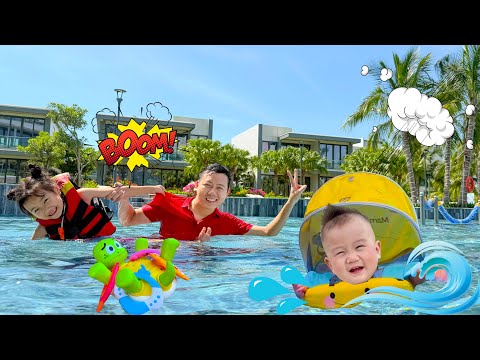 Cam Cam dẫn em Táo đi bơi, review phao bơi chống lật - Cam Cam TV