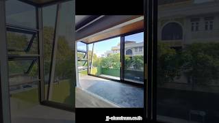 บานเลื่อนแบ่งสามอิสระ บานกระทุ้งและช่องแสง