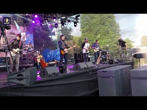 Crossband - Budeš první