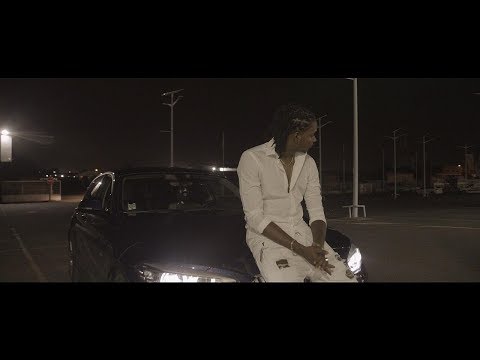 Naïky x Tra'y & Aknose - Call Me [Official]