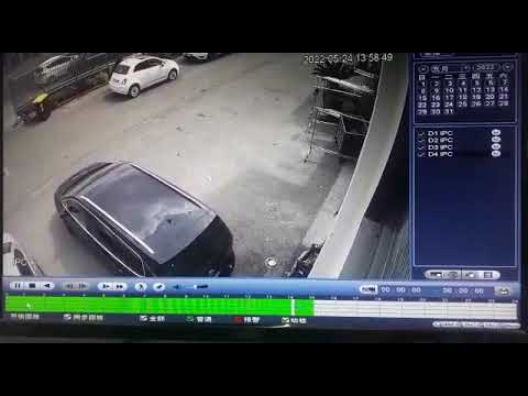 Ecco come agiscono gli specialisti dei furti ai clienti dei pronto moda, il video del furto