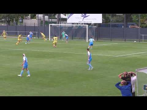 Racing Union - AEK Women FC on 30.07.2025: a ball hits the crossbar