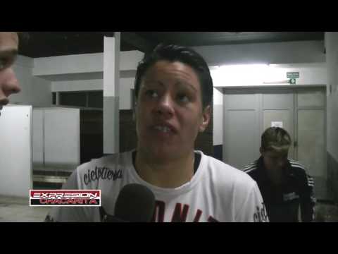 Junto a La Monita Esteche, en la defensa de su Tripe Título mundial!