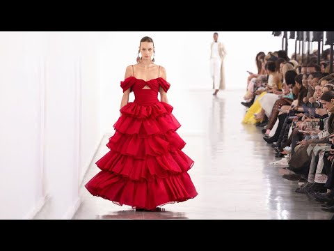 Giambattista Valli Fall/Winter 2023/24 Paris