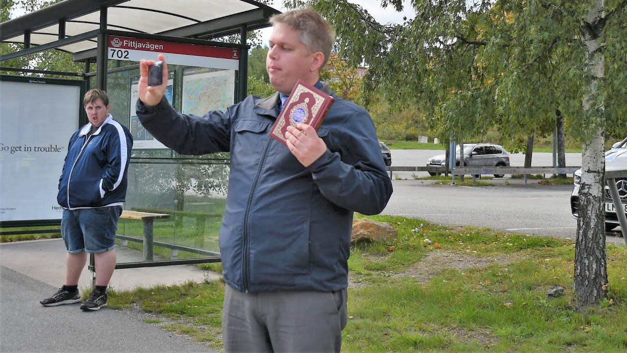 Danimarkalı siyasetçi Paludan'dan İsveç'te Türk camisi önünde provokasyon