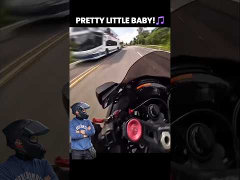 Pure Skill! Singing while on red line!😅 #short #shorts #trending #motorcycle