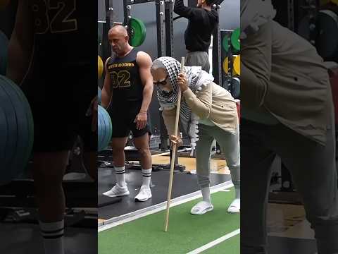 Grandpa Shocks Pro Bodybuilders by Lifting 500lbs!