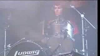 MGMT - 06 - 4th Dimensional Transition (Live @ Hovefestivalen 2008)