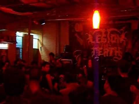 Aggressive Defloration - Cuando los Muertos Renacen.mpg