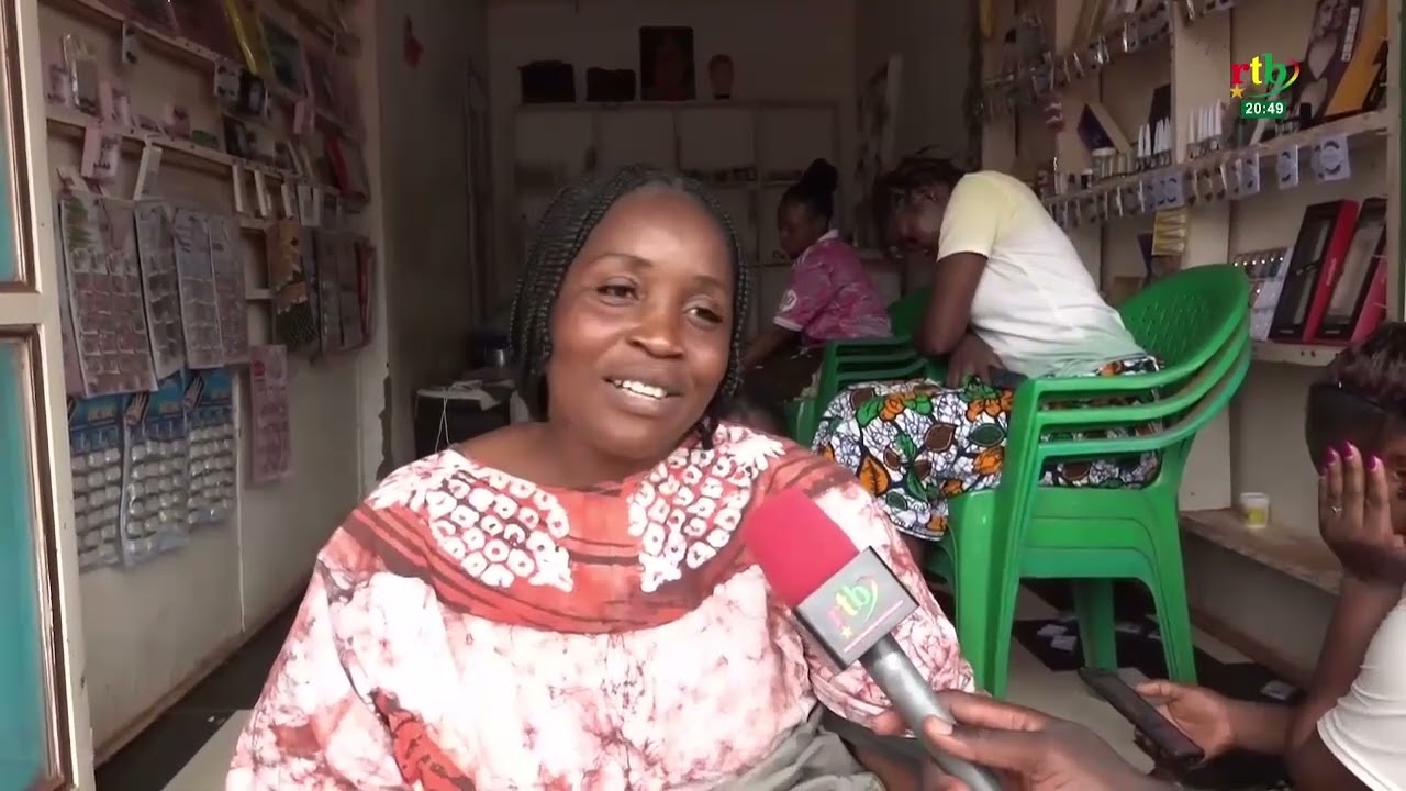 Tabaski 2026: les salons de coiffure et les ateliers de couture ne désemplirent pas à Bobo-Dioulasso