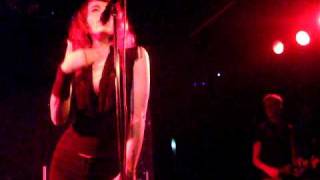 Melissa Auf der Maur @ &#39;s-Hertogenbosch, 11/09/2010 - Meet Me On The Darkside