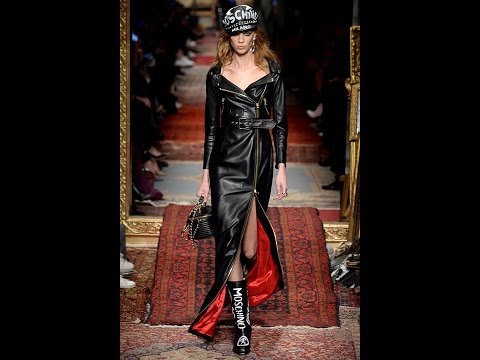 Moschino Fall Winter 2016 - Fashion Show #MOS12