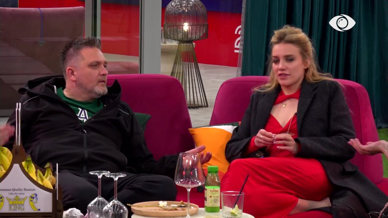 E thirri shoqe, Julia për Eglën: S’e kam takuar kurrë në jetën time me atë grua, betohem për vajzën