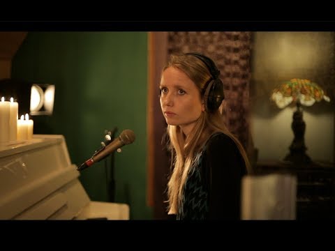 GypsyFingers: 'The Waves' (Live at Tilehouse Studios)