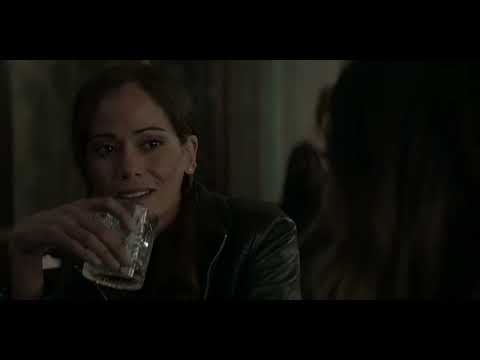 Sophie and Montoya meet at the Hold Up | Batwoman 3x06