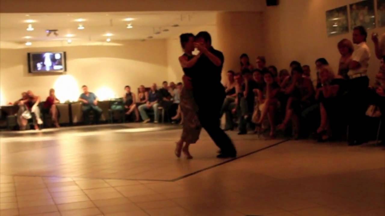Video thumbnail for Andrew David Burt & Mila Vigdorova Le Cafe milonga