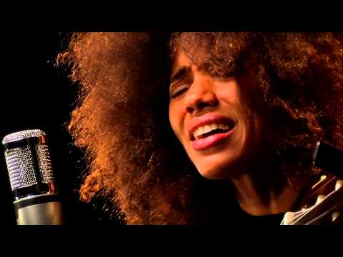 Nneka performs “Shining Star” on #Music4Dev