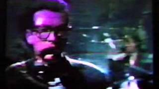 Elvis Costello - Shipbuilding 1983