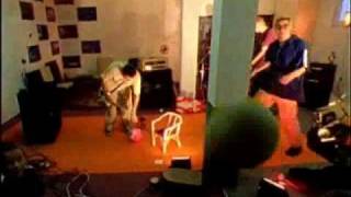 Videoklip Iné Kafe - 090X s textom piesne