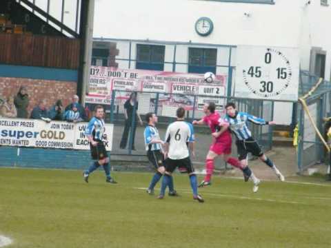 Worcester City v Hampton & Richmond