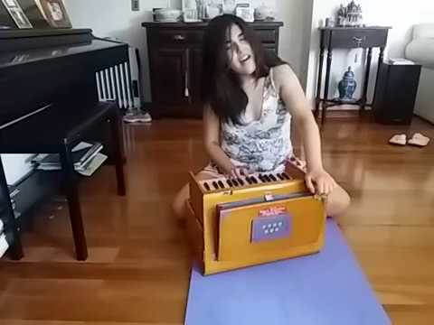 Triple mantra (kundalini yoga meditation)