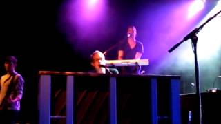 Aqualung &quot;Easier to Lie&quot;