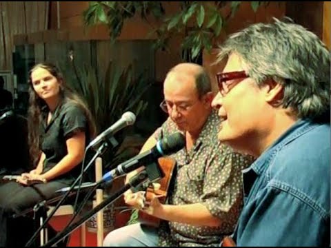 Concierto de Silvio Rodríguez y Amaury Pérez en China (2008).