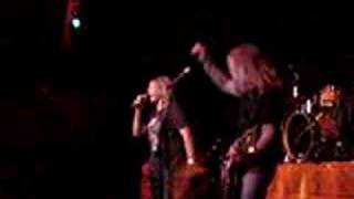 Helix-When the hammer falls (Live)