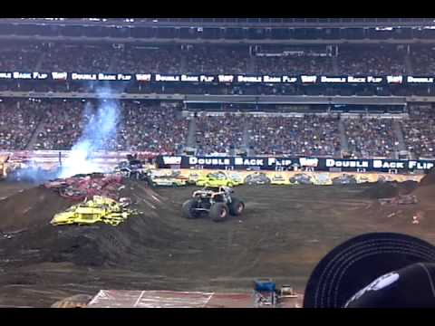 Max D double backflip attempt P.O.D. NJ 6/15/13