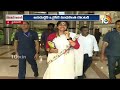 Madhavi Latha Counter To Asaduddin Owaisi | హైదరాబాద్‌లో కమలం జెండా ఎగురుతుంది | 10TV News - Video