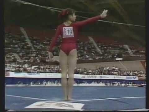 Elena Shoushounova (URS) - Worlds 1985 - Team Competition - Floor Exercise