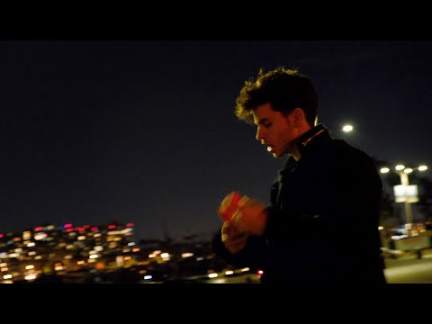 Stevie Howie - stalker [Official Lyric Video]