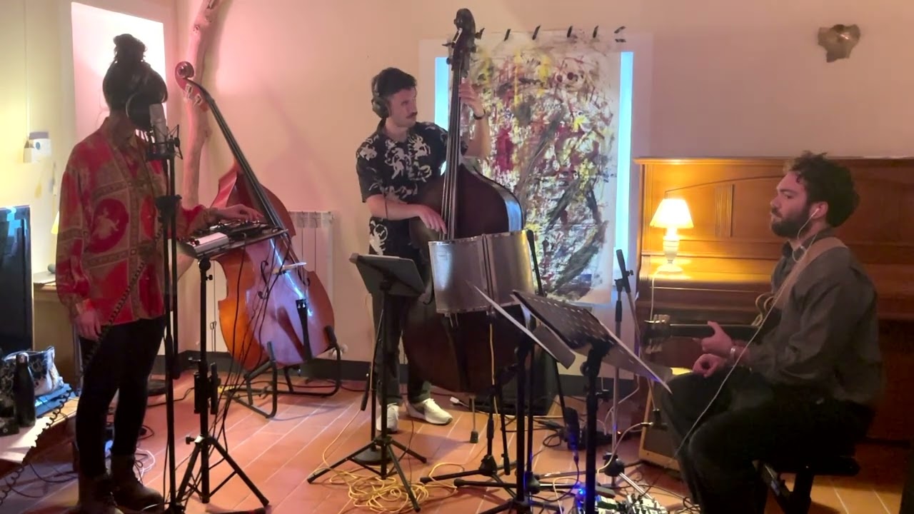 UndersSea Trio Live session