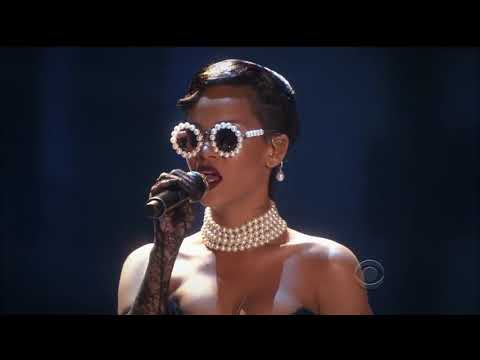 Rihanna - Diamonds на Live Victoria's Secret Fashion Show 2012  Часть 1